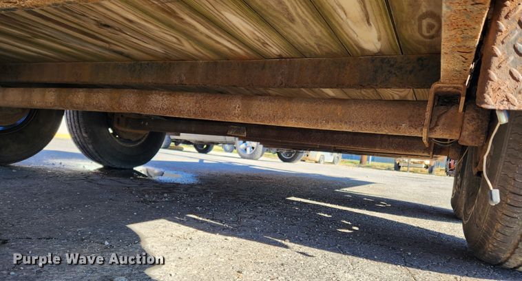 image for item JB9686 2003 Cornelius UT-20H  equipment trailer