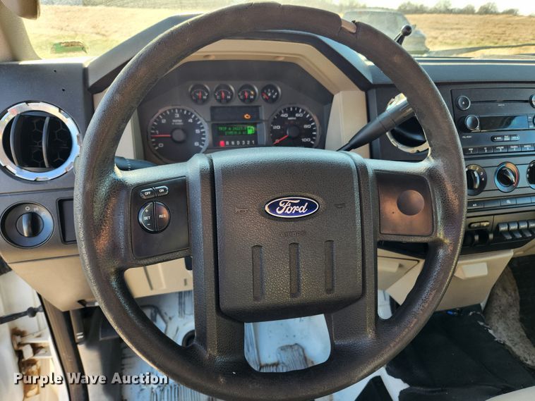 image for item JB9712 2008 Ford F350 Super Duty XLT  SuperCab utility bed pickup truck