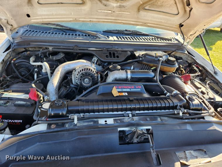 image for item JB9713 2005 Ford F350 Super Duty XL  flatbed pickup truck