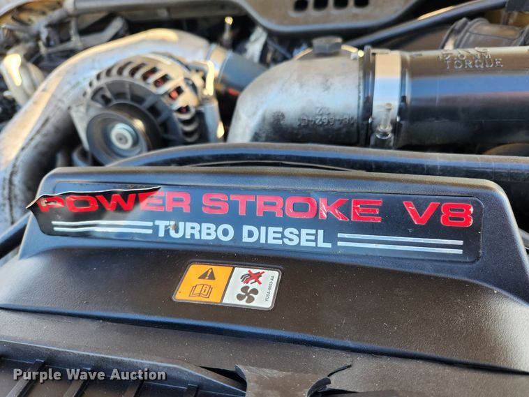 image for item JB9713 2005 Ford F350 Super Duty XL  flatbed pickup truck