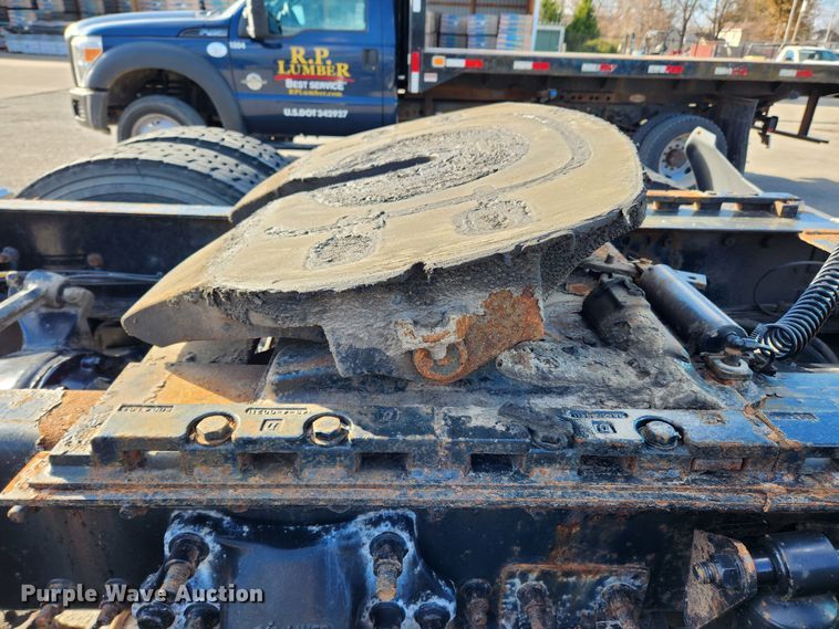 image for item JB9724 2005 Sterling LT9500  semi truck