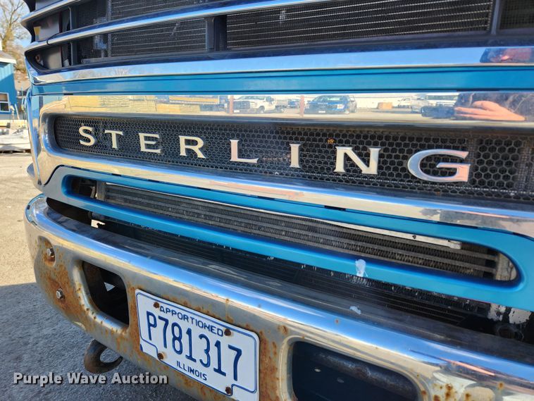 image for item JB9724 2005 Sterling LT9500  semi truck