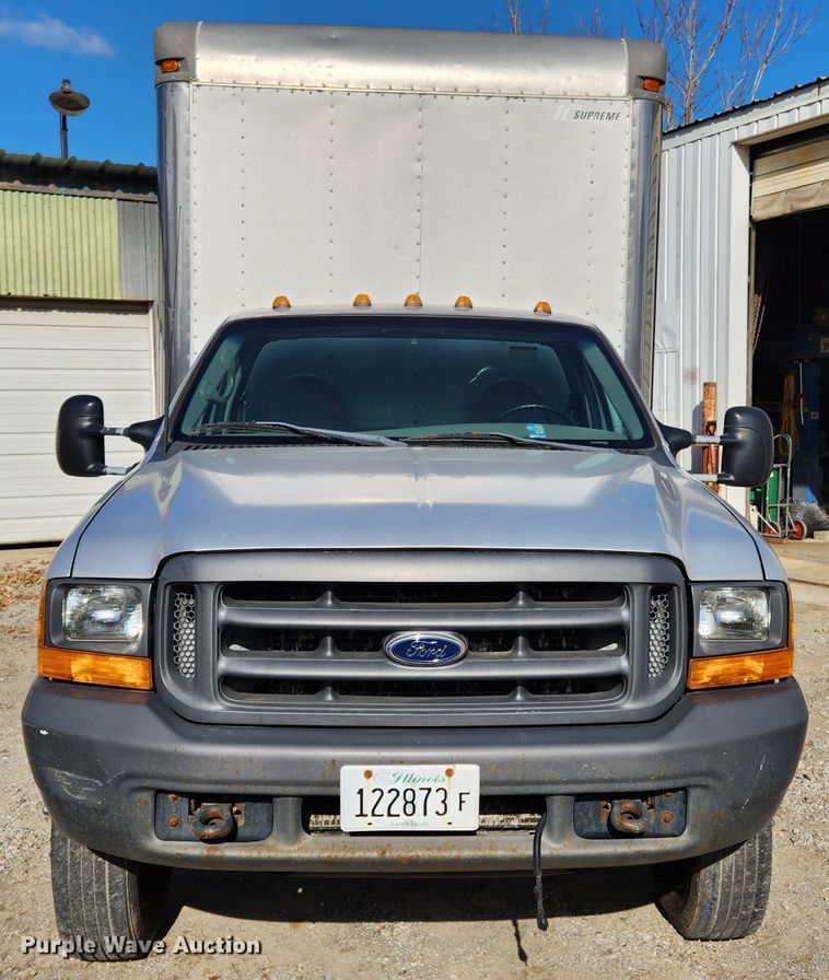 image for item JB9725 1999 Ford F550 Super Duty  box truck
