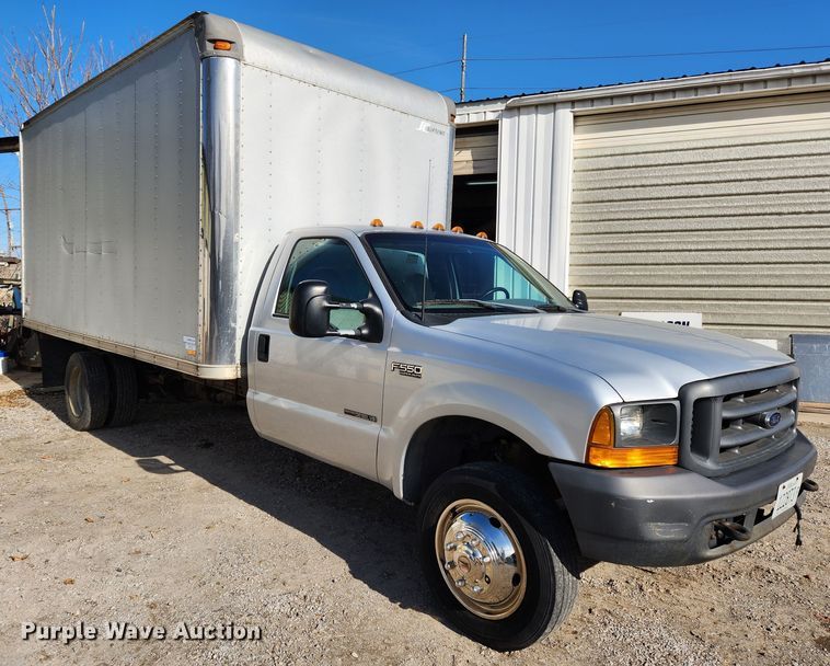 image for item JB9725 1999 Ford F550 Super Duty  box truck