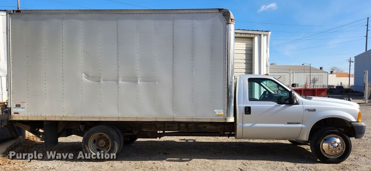 image for item JB9725 1999 Ford F550 Super Duty  box truck
