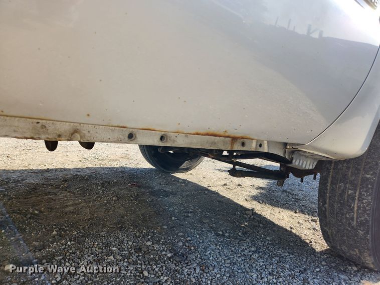 image for item JB9725 1999 Ford F550 Super Duty  box truck