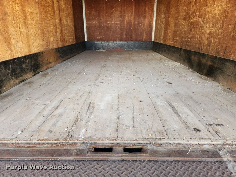 image for item JB9725 1999 Ford F550 Super Duty  box truck