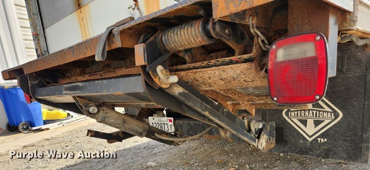 image for item JB9725 1999 Ford F550 Super Duty  box truck