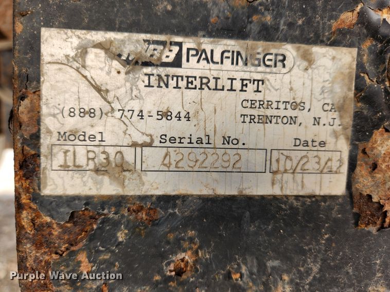 image for item JB9725 1999 Ford F550 Super Duty  box truck