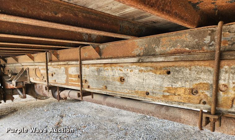 image for item JB9725 1999 Ford F550 Super Duty  box truck