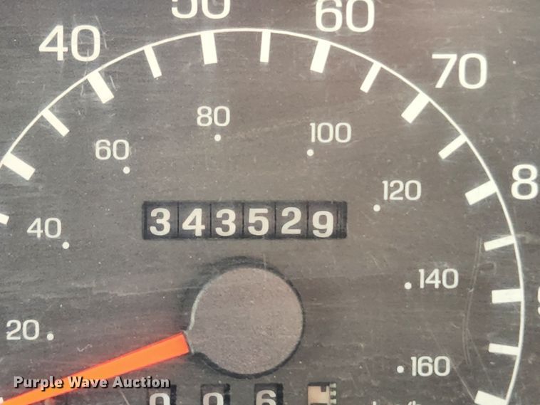 image for item JB9725 1999 Ford F550 Super Duty  box truck