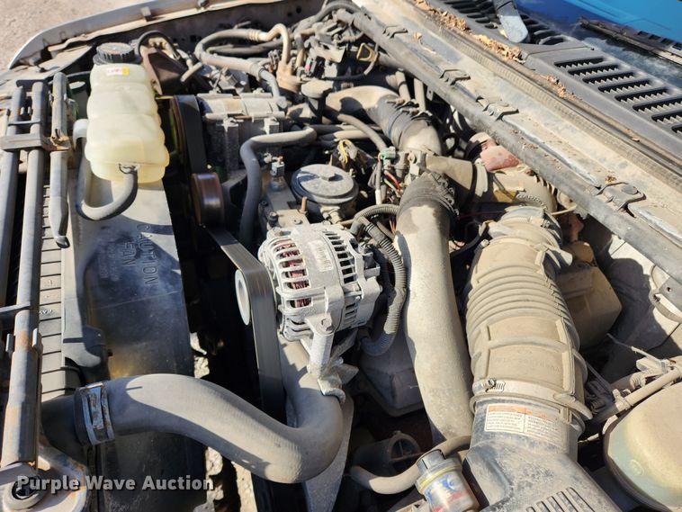 image for item JB9725 1999 Ford F550 Super Duty  box truck