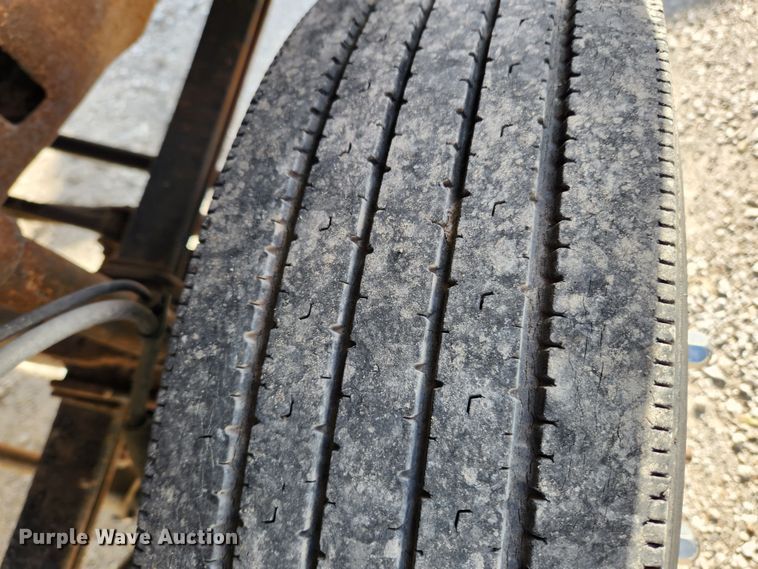 image for item JB9725 1999 Ford F550 Super Duty  box truck