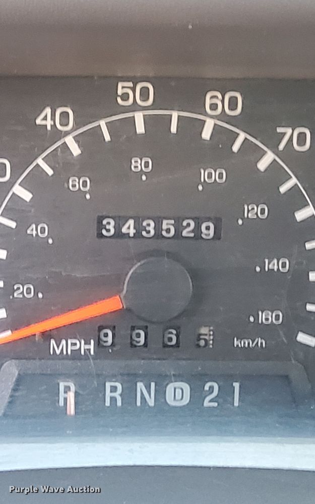 image for item JB9725 1999 Ford F550 Super Duty  box truck