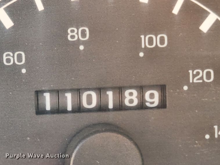 image for item JB9726 2004 Ford F650 Super Duty XL  flatbed truck