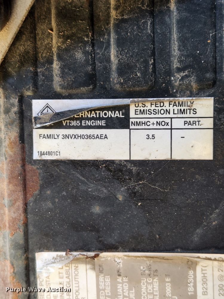 image for item JB9726 2004 Ford F650 Super Duty XL  flatbed truck