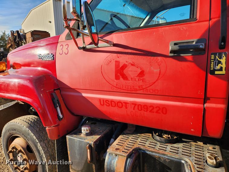 image for item JB9730 1990 GMC TopKick C6000  flatbed truck