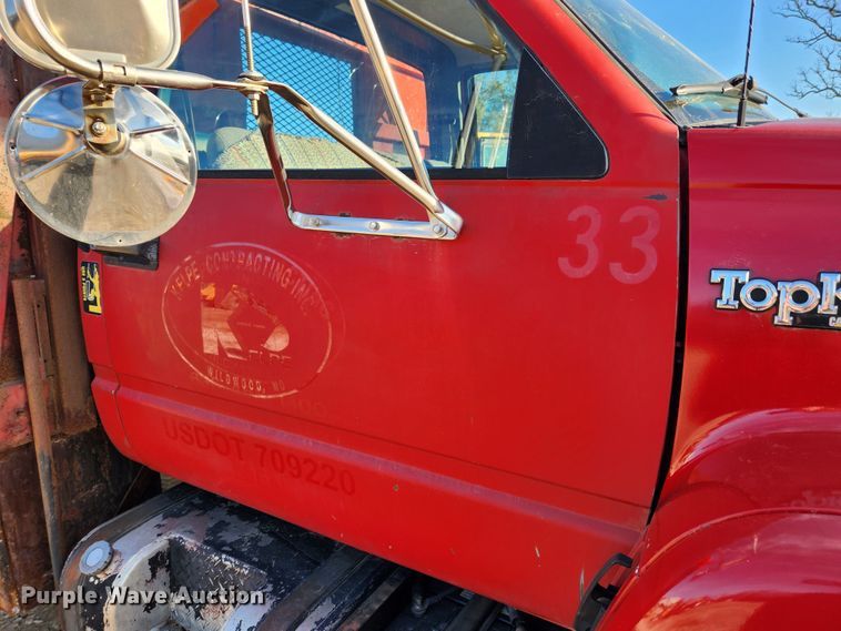 image for item JB9730 1990 GMC TopKick C6000  flatbed truck