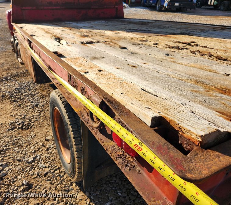 image for item JB9730 1990 GMC TopKick C6000  flatbed truck