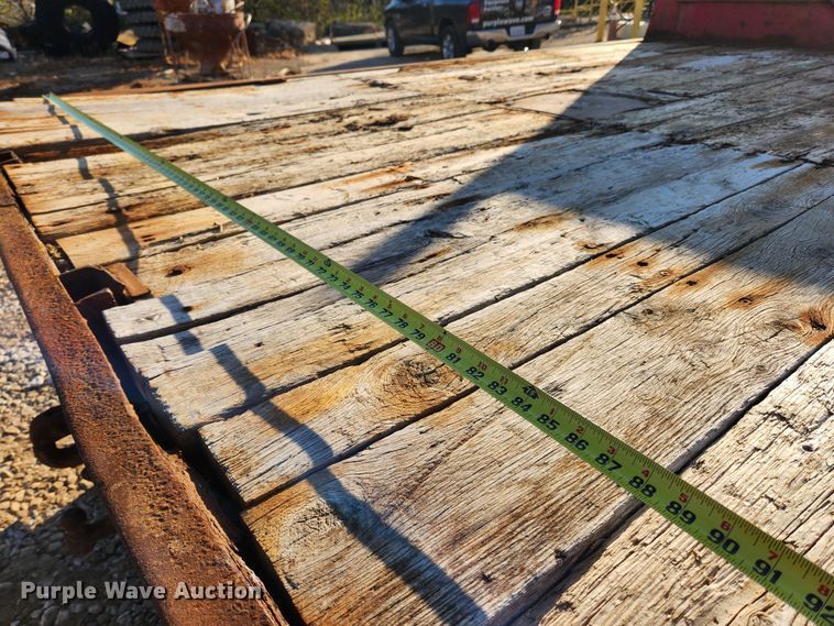 image for item JB9730 1990 GMC TopKick C6000  flatbed truck