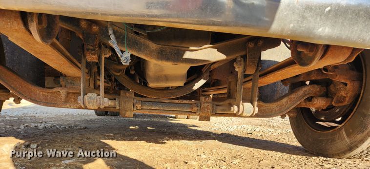 image for item JB9730 1990 GMC TopKick C6000  flatbed truck