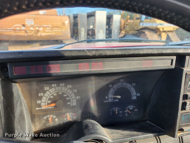 image for item JB9730 1990 GMC TopKick C6000  flatbed truck