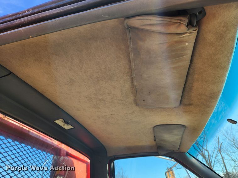 image for item JB9730 1990 GMC TopKick C6000  flatbed truck