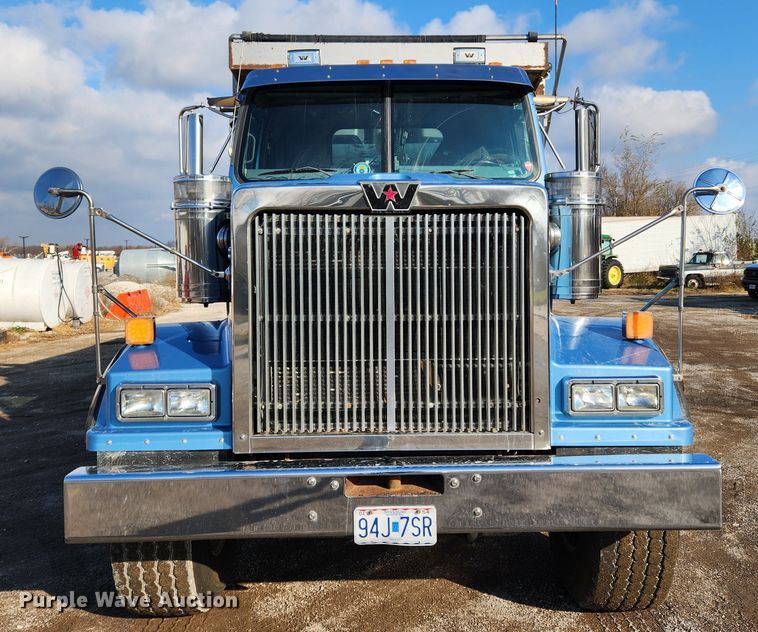 image for item JB9753 2007 Western Star 4900FA  dump truck