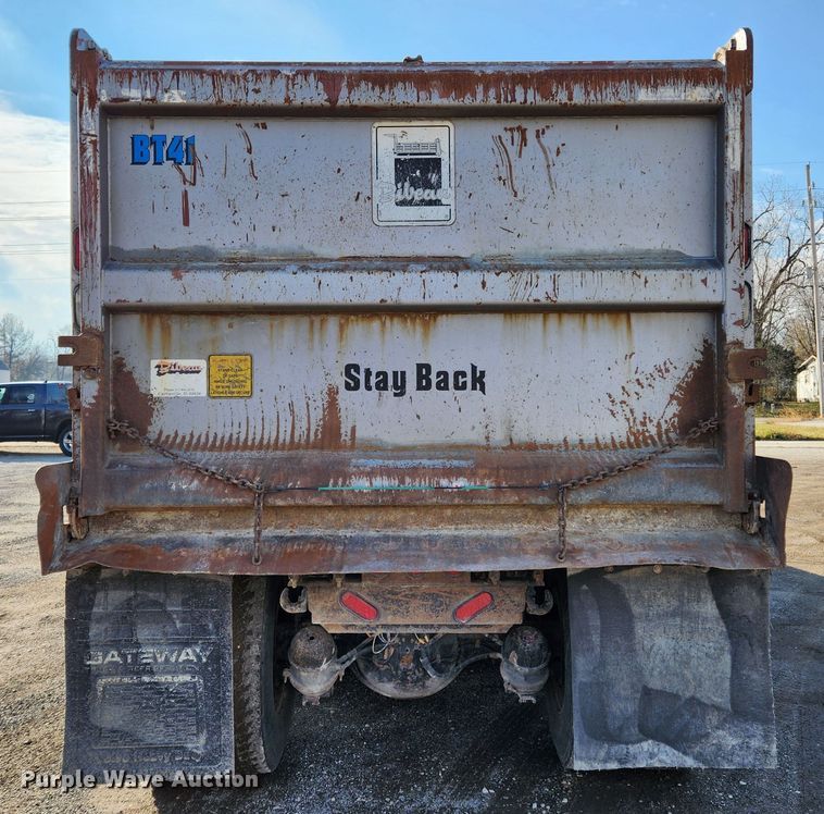 image for item JB9753 2007 Western Star 4900FA  dump truck