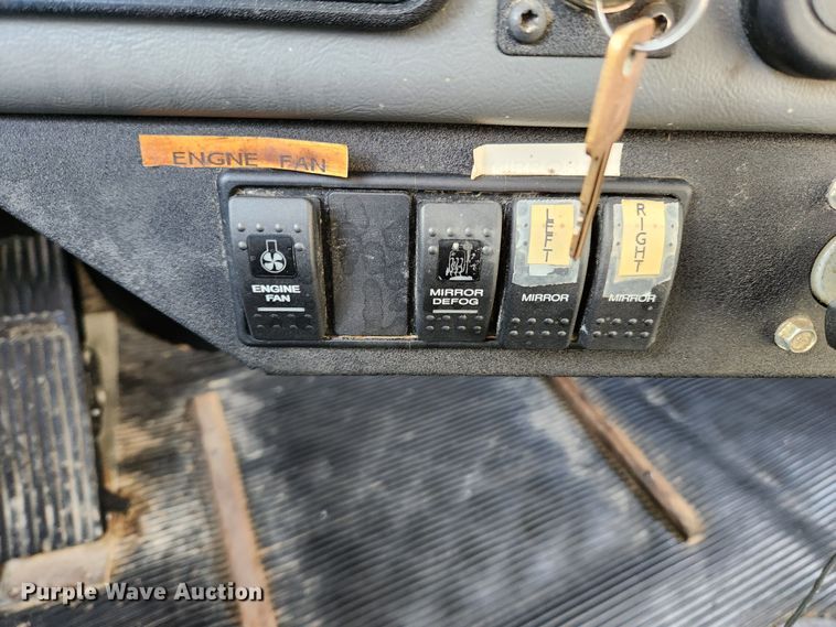 image for item JB9753 2007 Western Star 4900FA  dump truck