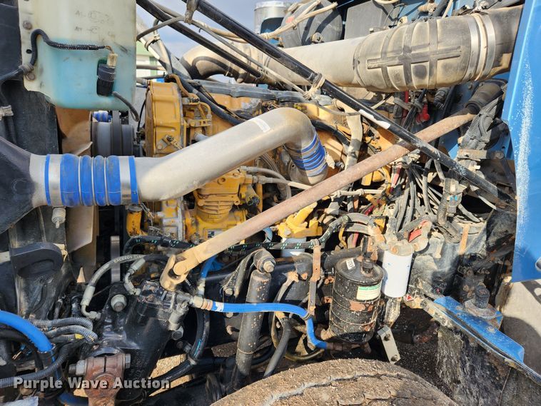 image for item JB9753 2007 Western Star 4900FA  dump truck