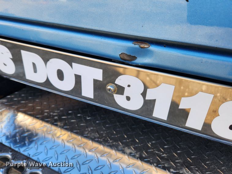 image for item JB9753 2007 Western Star 4900FA  dump truck