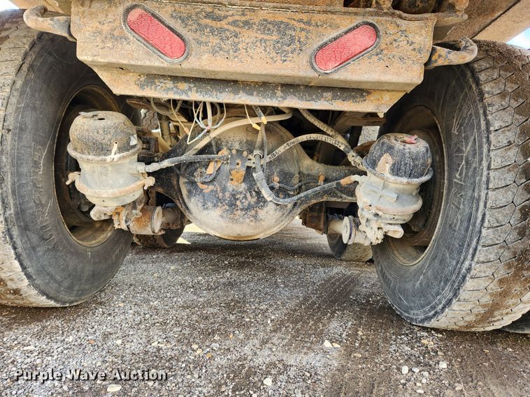 image for item JB9753 2007 Western Star 4900FA  dump truck