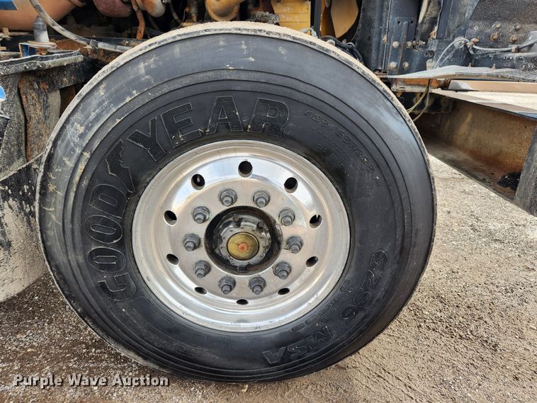 image for item JB9753 2007 Western Star 4900FA  dump truck