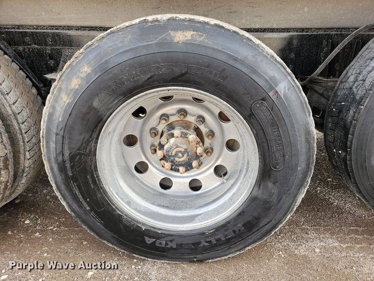 image for item JB9753 2007 Western Star 4900FA  dump truck