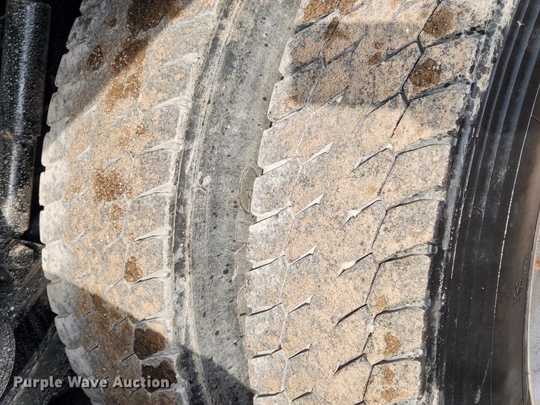 image for item JB9753 2007 Western Star 4900FA  dump truck