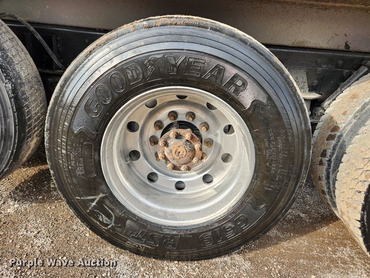 image for item JB9753 2007 Western Star 4900FA  dump truck