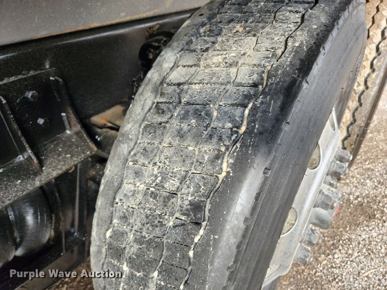 image for item JB9753 2007 Western Star 4900FA  dump truck