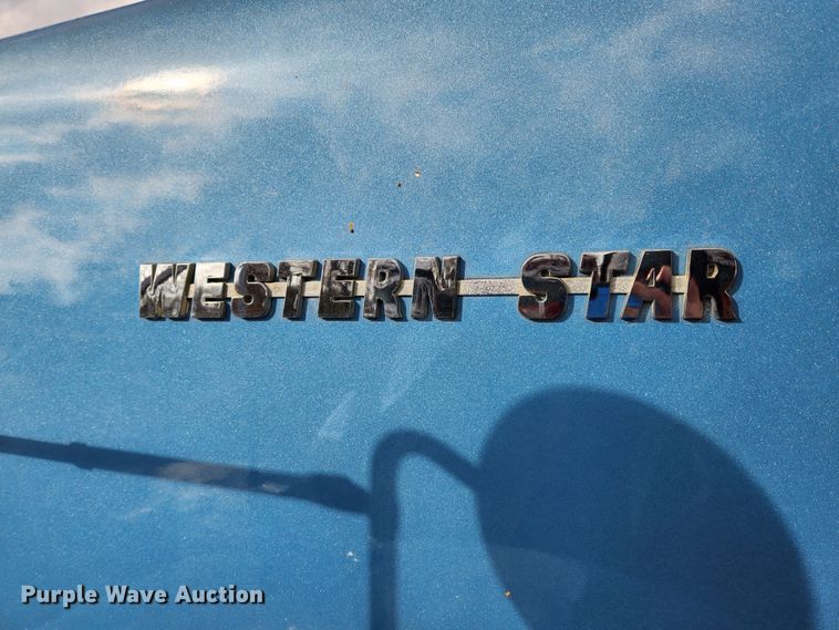 image for item JB9753 2007 Western Star 4900FA  dump truck