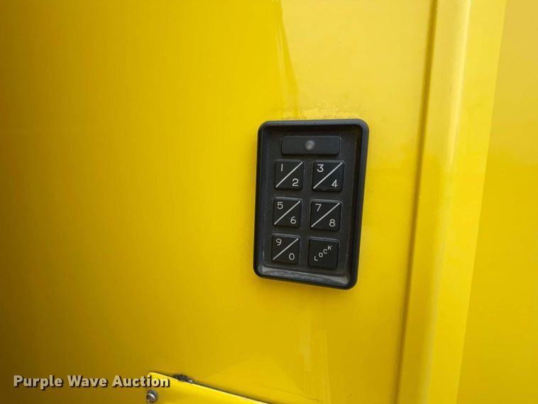 image for item JC9934 2007 Freightliner Business Class M2  ambulance