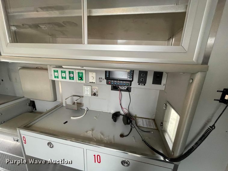 image for item JC9934 2007 Freightliner Business Class M2  ambulance