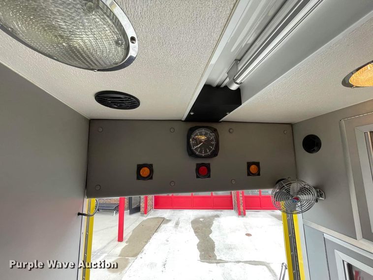 image for item JC9934 2007 Freightliner Business Class M2  ambulance