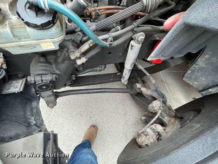 image for item JC9934 2007 Freightliner Business Class M2  ambulance