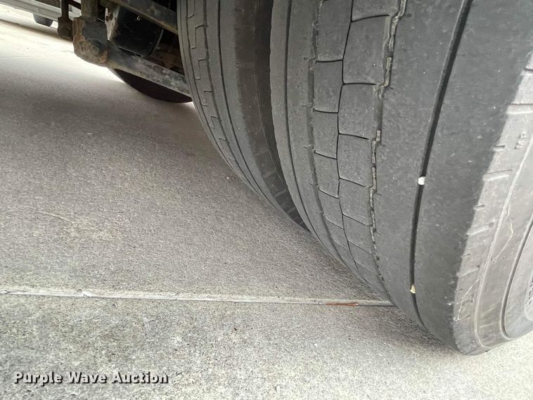 image for item JC9934 2007 Freightliner Business Class M2  ambulance