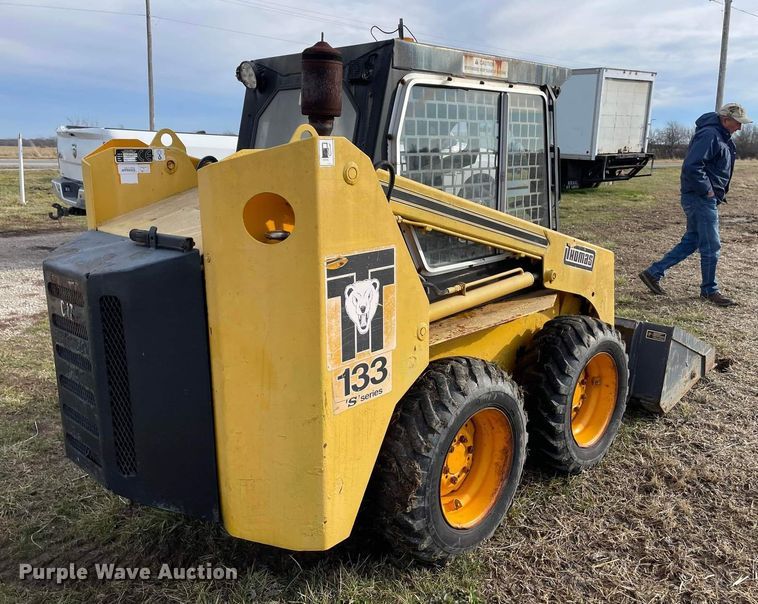 image for item JC9951 1994 Thomas T133S  skid steer loader