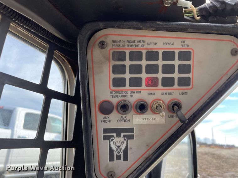 image for item JC9951 1994 Thomas T133S  skid steer loader