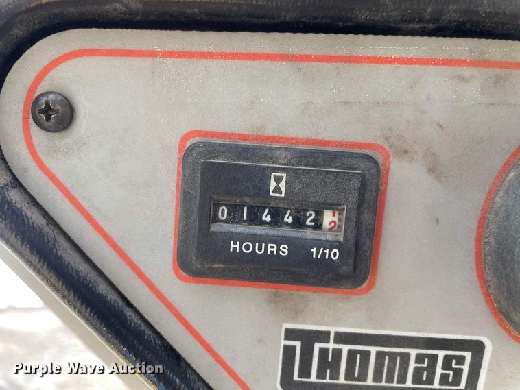 image for item JC9951 1994 Thomas T133S  skid steer loader
