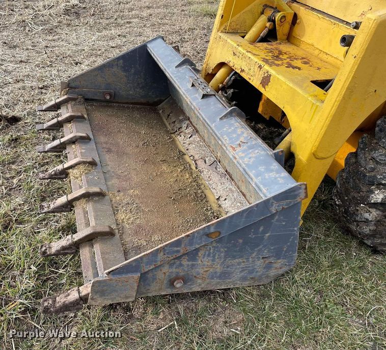 image for item JC9951 1994 Thomas T133S  skid steer loader