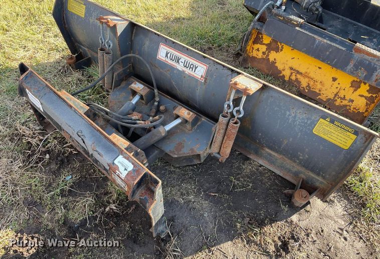 image for item JC9951 1994 Thomas T133S  skid steer loader