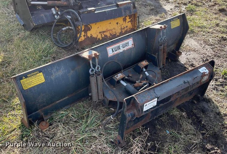 image for item JC9951 1994 Thomas T133S  skid steer loader